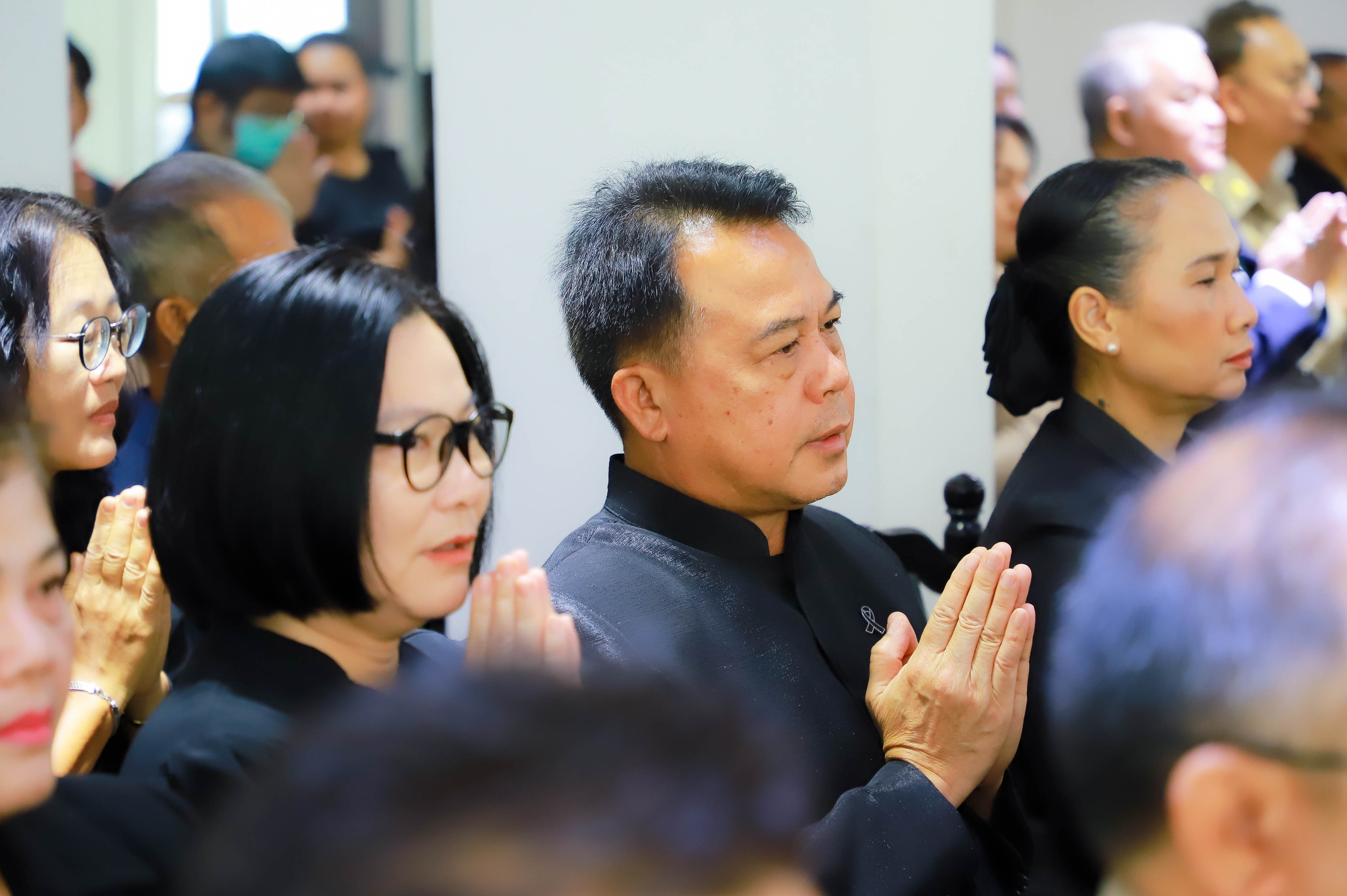 title - ส.ป.ก. เข้าร่วมพิธีเจริญพระพุทธมนต์บำเพ็ญพระราชกุศล ถวายความอาลัยแด่ สมเด็จพระนางเจ้าสิริกิติ์ พระบรมราชินีนาถ พระบรมราชชนนีพันปีหลวง และสมเด็จพระเจ้าลูกเธอ เจ้าฟ้าพัชรกิติยาภา นเรนทิราเทพยวดี กรมหลวงราชสาริณีสิริพัชร มหาวัชรราชธิดา